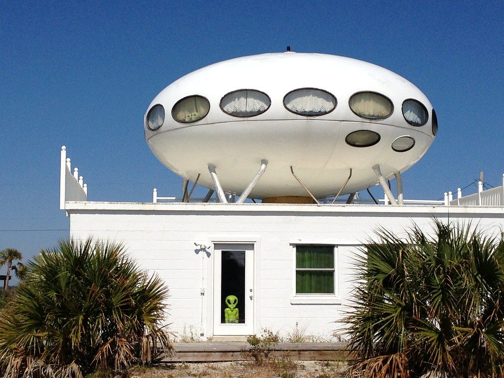 Space capsule, example photo 2