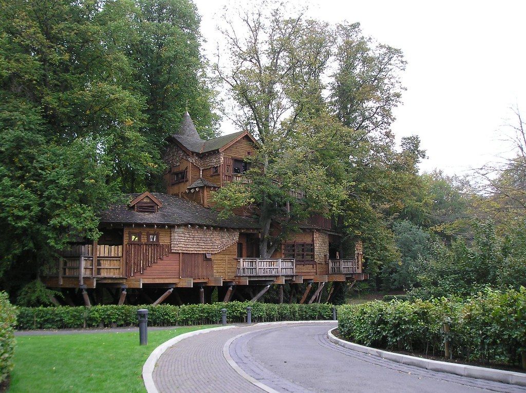 treehouse glamping, example photo